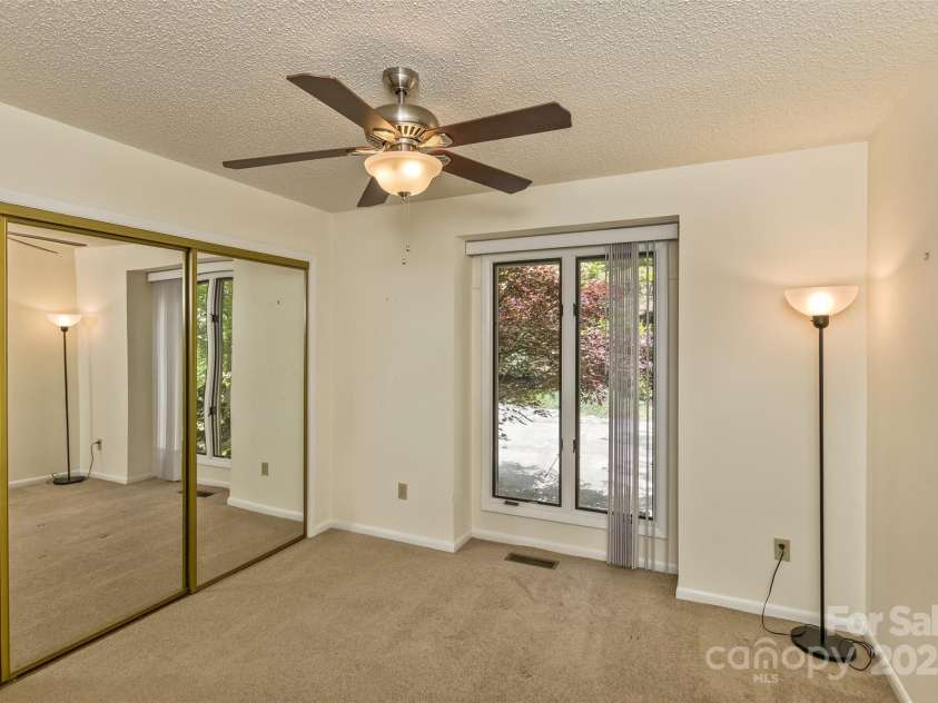 100 Black Oak Drive, Asheville, NC 28804.  MLS# CAR4266222, YatesRealty ID 21246. Bedroom 3