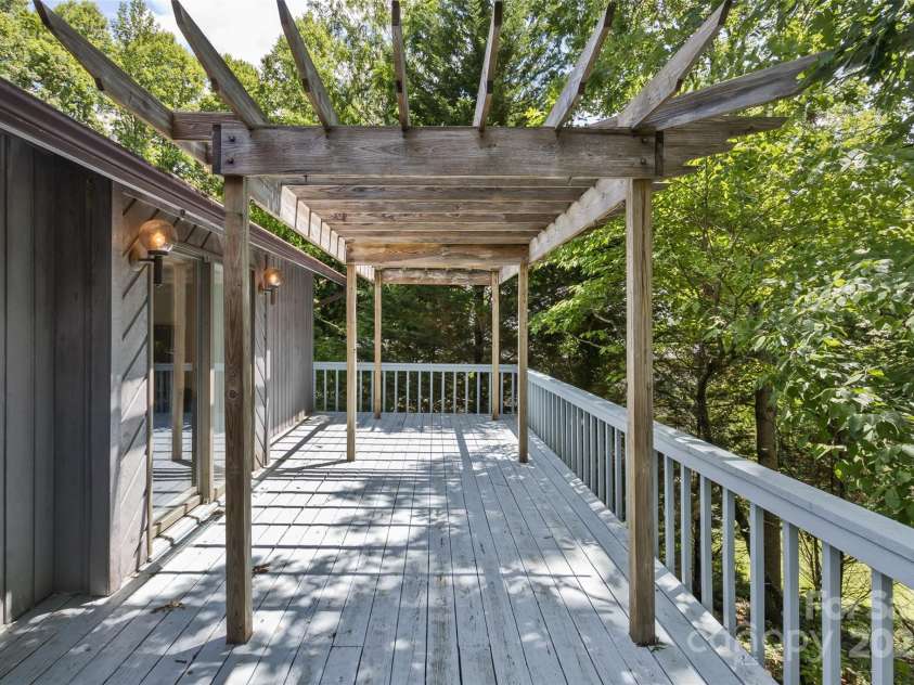 100 Black Oak Drive, Asheville, NC 28804.  MLS# CAR4266222, YatesRealty ID 21246. Main floor deck