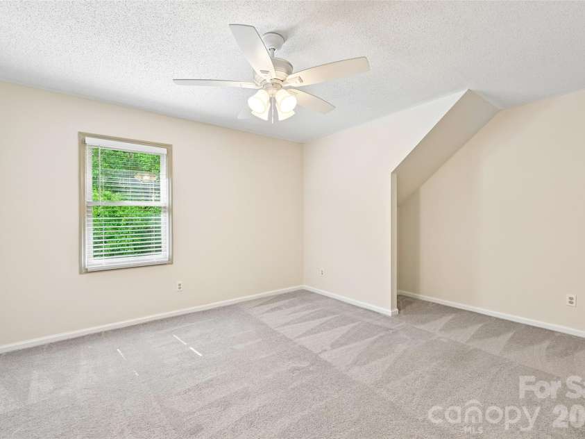 561 Briarwood Road, Lancaster, SC 29720.  MLS# CAR4380574, YatesRealty ID 21249. 