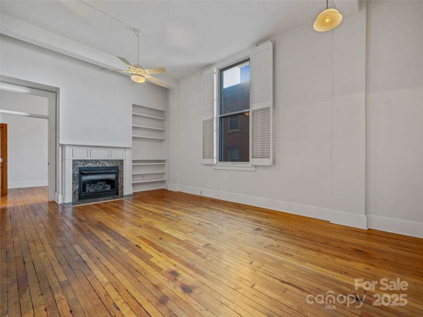 84 Walnut Street, Asheville, NC 28801.  MLS# CAR4313589, YatesRealty ID 2125. 