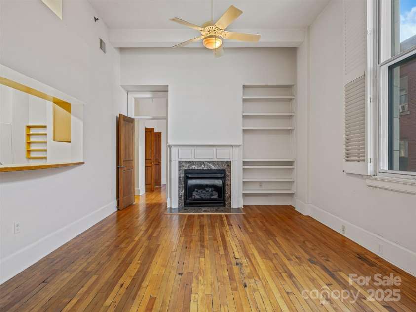 84 Walnut Street, Asheville, NC 28801.  MLS# CAR4313589, YatesRealty ID 2125. 
