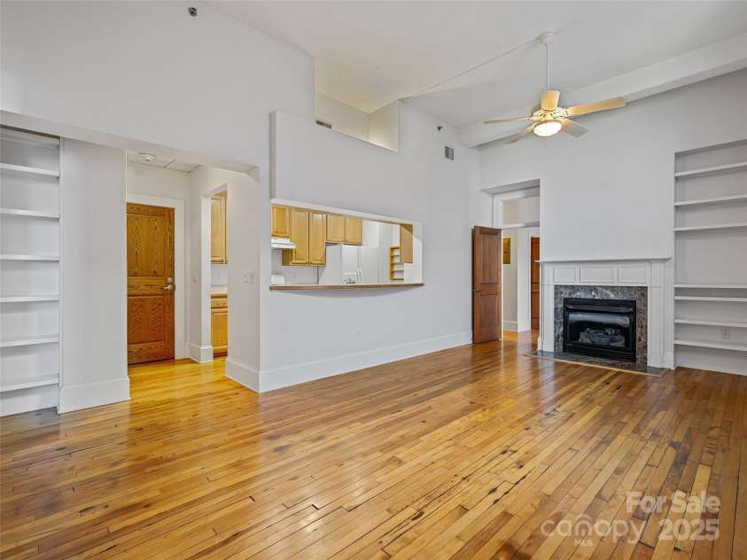 84 Walnut Street, Asheville, NC 28801.  MLS# CAR4313589, YatesRealty ID 2125. 