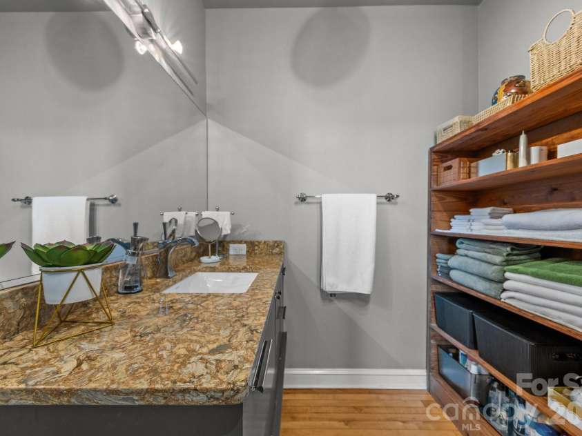 84 Walnut Street, Asheville, NC 28801.  MLS# CAR4349488, YatesRealty ID 2125. 