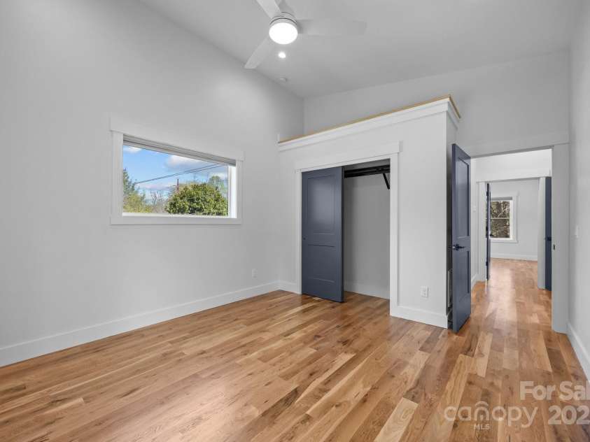 87 Glendale Avenue, Asheville, NC 28803.  MLS# CAR4145550, YatesRealty ID 2125. Bedroom #2