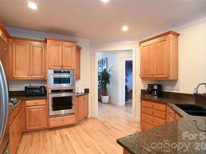 14636 Northgreen Drive, Huntersville, NC 28078.  MLS# CAR4345794, YatesRealty ID 21250. 