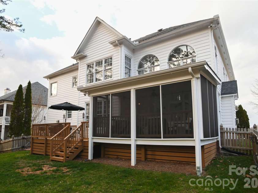 14636 Northgreen Drive, Huntersville, NC 28078.  MLS# CAR4345794, YatesRealty ID 21250. 