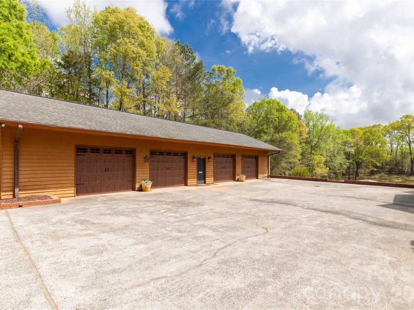 529 Langley Road, Lancaster, SC 29720.  MLS# CAR4364115, YatesRealty ID 21251. 