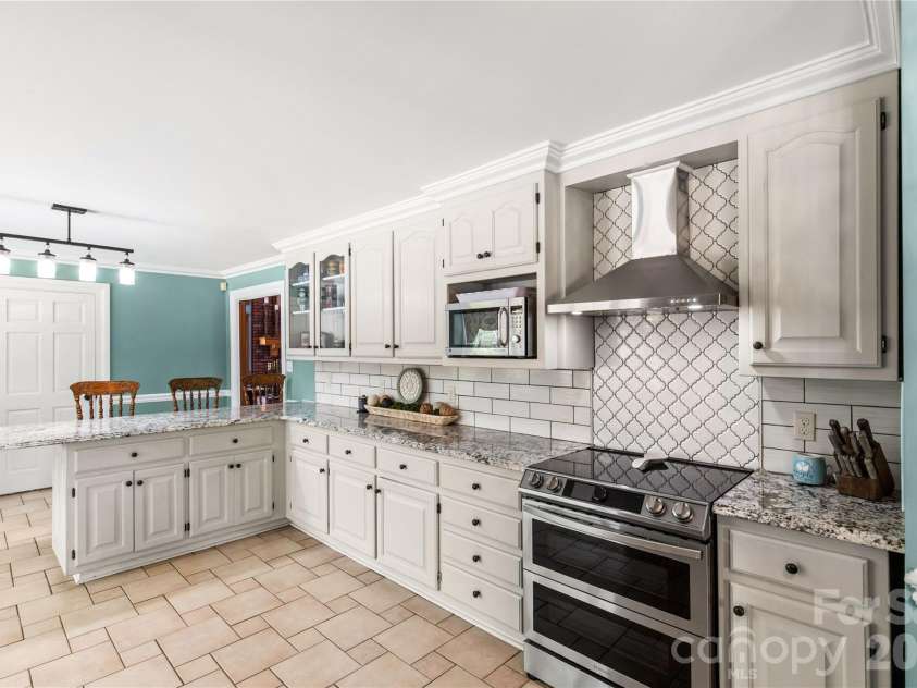 529 Langley Road, Lancaster, SC 29720.  MLS# CAR4364115, YatesRealty ID 21251. 