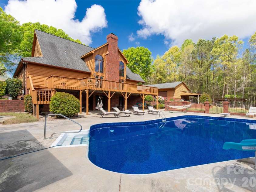 529 Langley Road, Lancaster, SC 29720.  MLS# CAR4364115, YatesRealty ID 21251. 