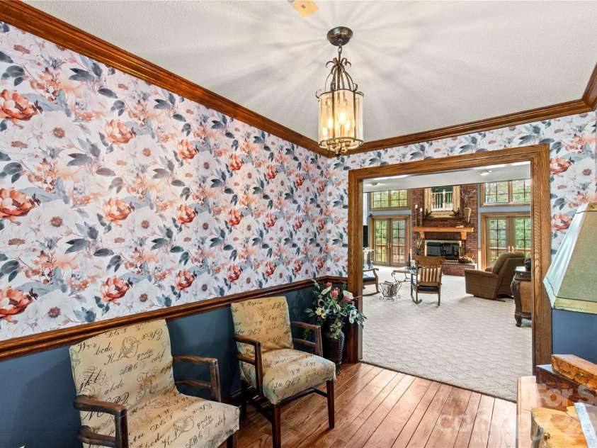 529 Langley Road, Lancaster, SC 29720.  MLS# CAR4364115, YatesRealty ID 21251. Entry Foyer