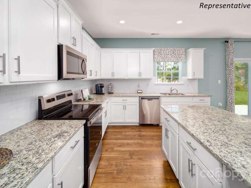 143 Apple Orchard Court, Statesville, NC 28677.  MLS# CAR4254321, YatesRealty ID 21252. 