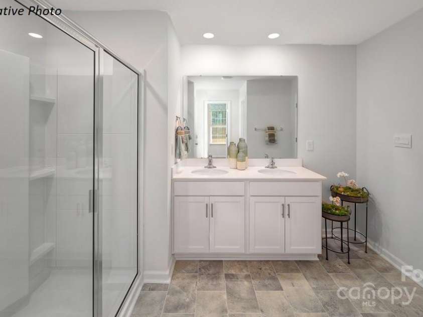 143 Apple Orchard Court, Statesville, NC 28677.  MLS# CAR4254321, YatesRealty ID 21252. 