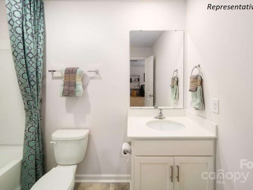 143 Apple Orchard Court, Statesville, NC 28677.  MLS# CAR4254321, YatesRealty ID 21252. 