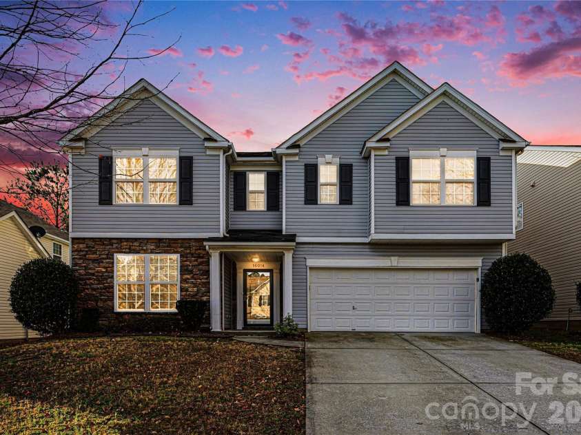 16014 Raptor Court, Charlotte, NC 28278.  MLS# CAR4356754, YatesRealty ID 21252. 