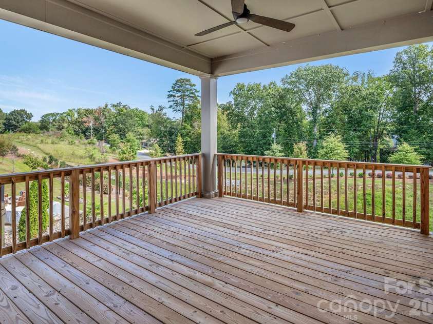 14008 Little Spring Court, Charlotte, NC 28278.  MLS# CAR4292968, YatesRealty ID 21253. Covered Deck