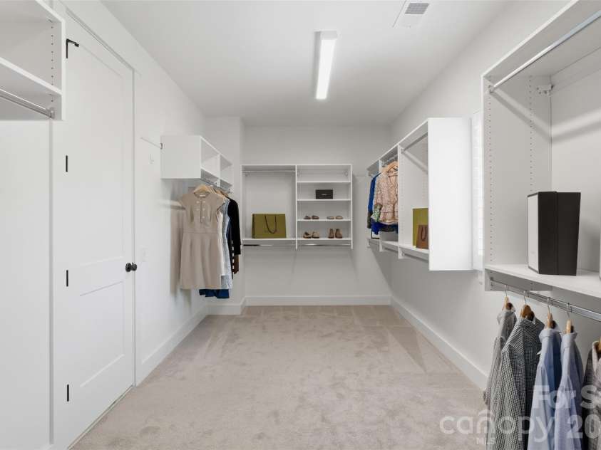 6083 Holden Court, Fort Mill, SC 29715.  MLS# CAR4420535, YatesRealty ID 21254. 