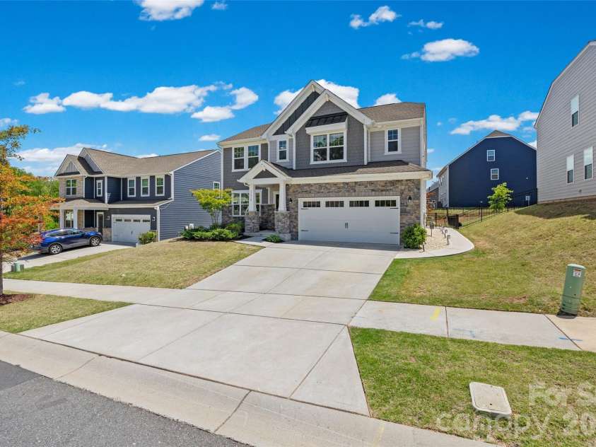 11910 Bryton Parkway, Huntersville, NC 28078.  MLS# CAR4374430, YatesRealty ID 21256. 