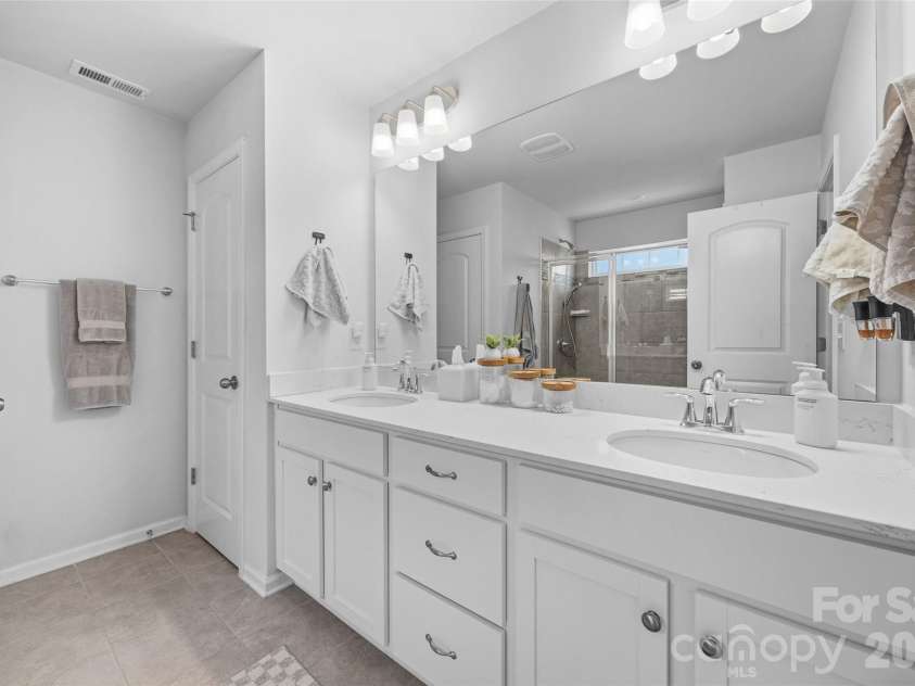 11910 Bryton Parkway, Huntersville, NC 28078.  MLS# CAR4374430, YatesRealty ID 21256. 