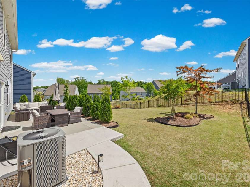 11910 Bryton Parkway, Huntersville, NC 28078.  MLS# CAR4374430, YatesRealty ID 21256. 