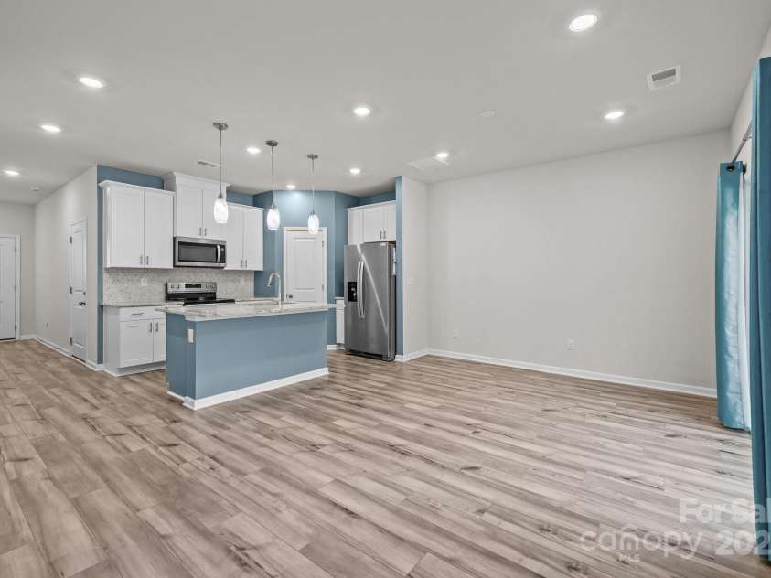 853 Gerard Bay Drive, Fort Mill, SC 29715.  MLS# CAR4268298, YatesRealty ID 21257. 