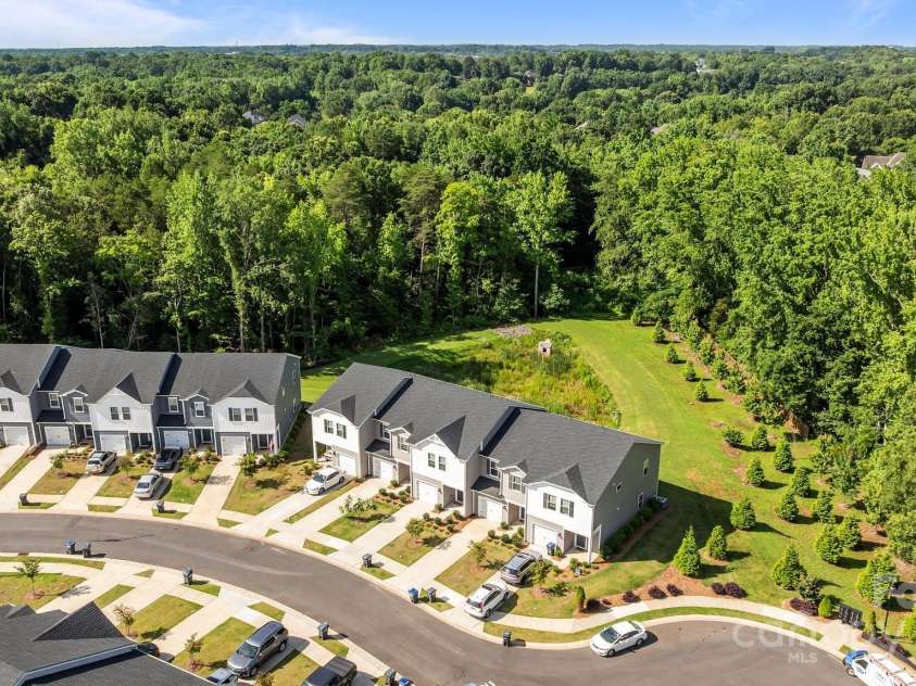 853 Gerard Bay Drive, Fort Mill, SC 29715.  MLS# CAR4268298, YatesRealty ID 21257. 