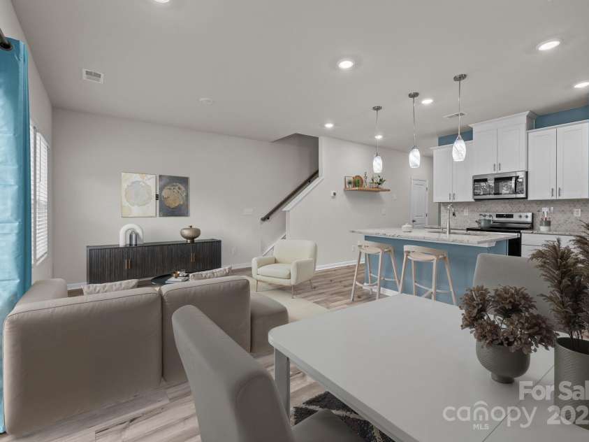 853 Gerard Bay Drive, Fort Mill, SC 29715.  MLS# CAR4268298, YatesRealty ID 21257. Virtually staged