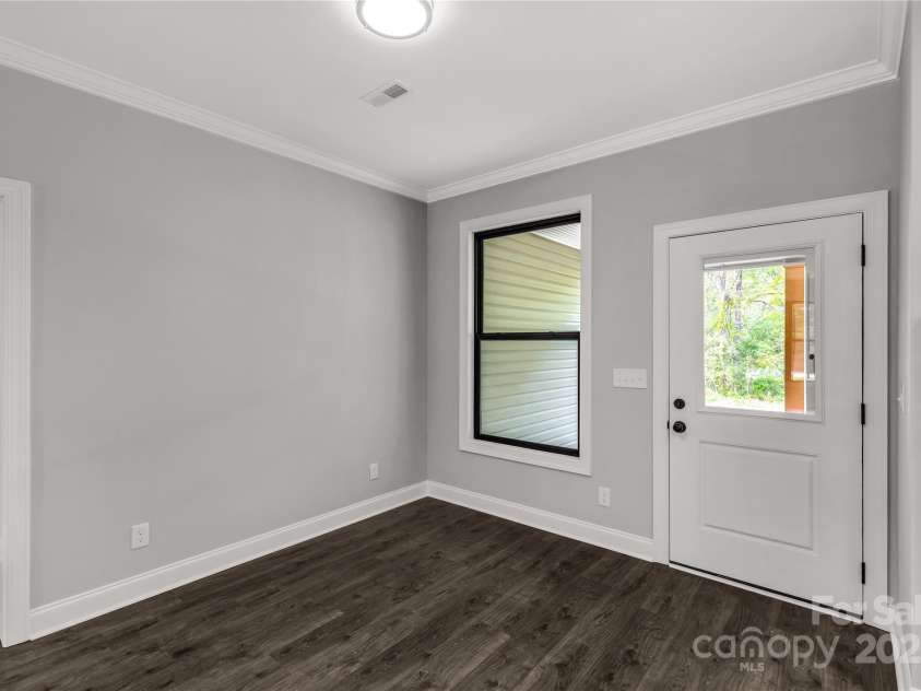 2212 University Drive, Lancaster, SC 29720.  MLS# CAR4247230, YatesRealty ID 21259. 