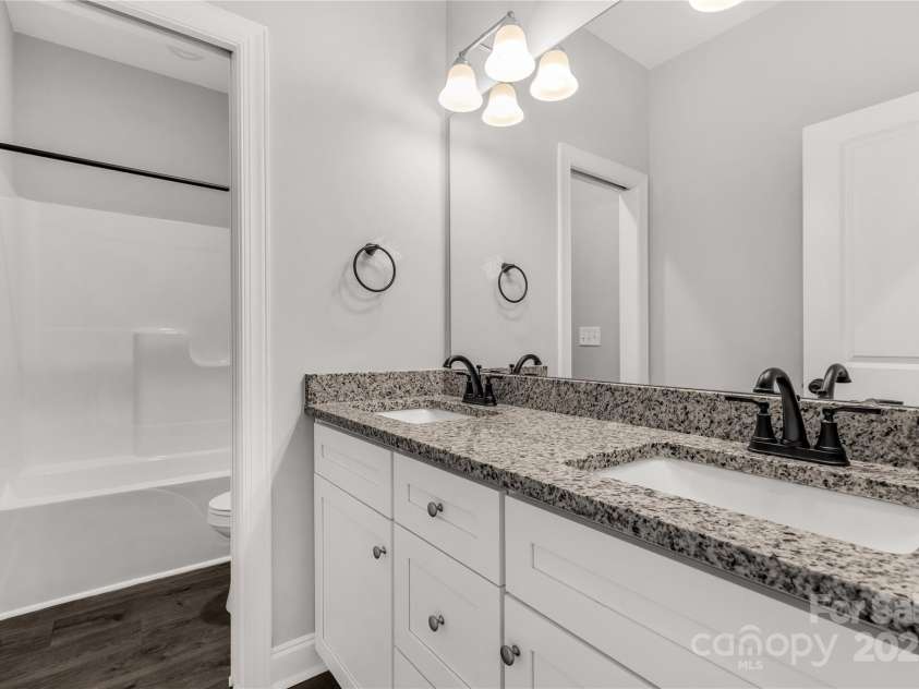 2212 University Drive, Lancaster, SC 29720.  MLS# CAR4247230, YatesRealty ID 21259. 