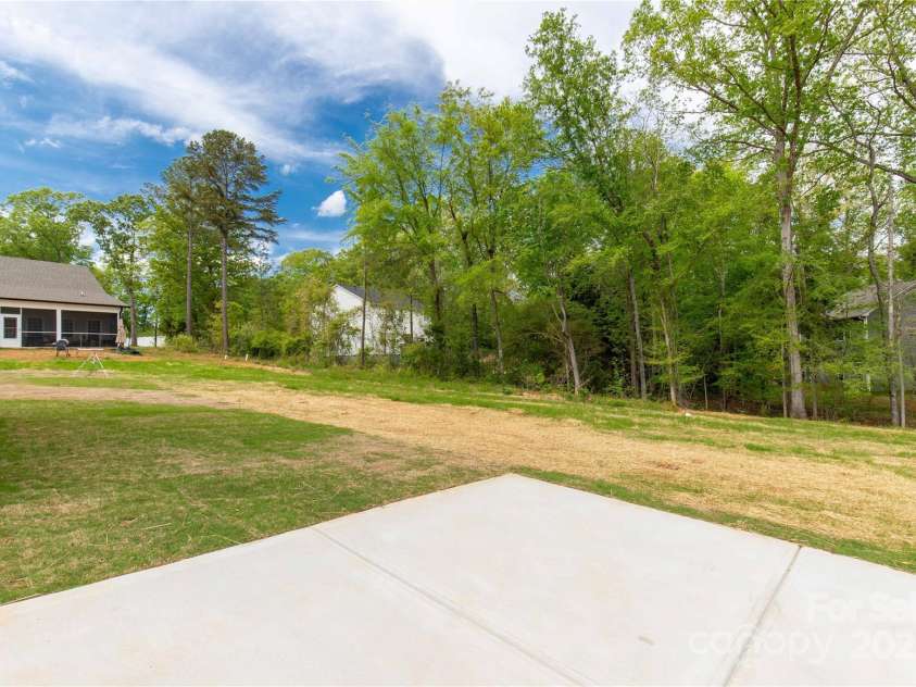 2212 University Drive, Lancaster, SC 29720.  MLS# CAR4247230, YatesRealty ID 21259. 