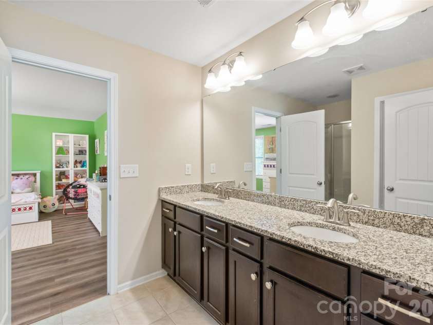 973 Autumn Glen Court, Clover, SC 29710.  MLS# CAR4378238, YatesRealty ID 21259. 