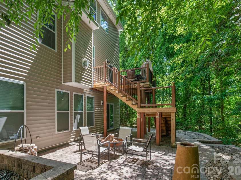 973 Autumn Glen Court, Clover, SC 29710.  MLS# CAR4378238, YatesRealty ID 21259. 