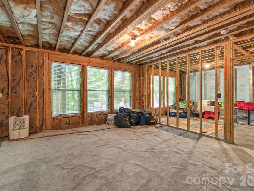 973 Autumn Glen Court, Clover, SC 29710.  MLS# CAR4378238, YatesRealty ID 21259. Basement