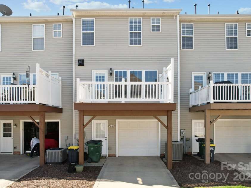 12727 Bullock Greenway Boulevard, Charlotte, NC 28277.  MLS# CAR4230976, YatesRealty ID 2126. 