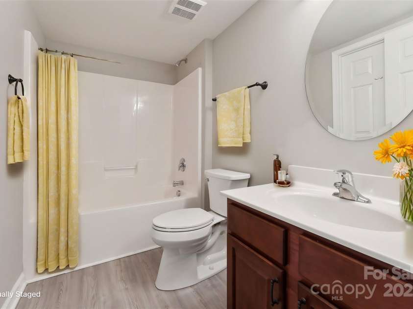 12727 Bullock Greenway Boulevard, Charlotte, NC 28277.  MLS# CAR4230976, YatesRealty ID 2126. Lower Level Bath