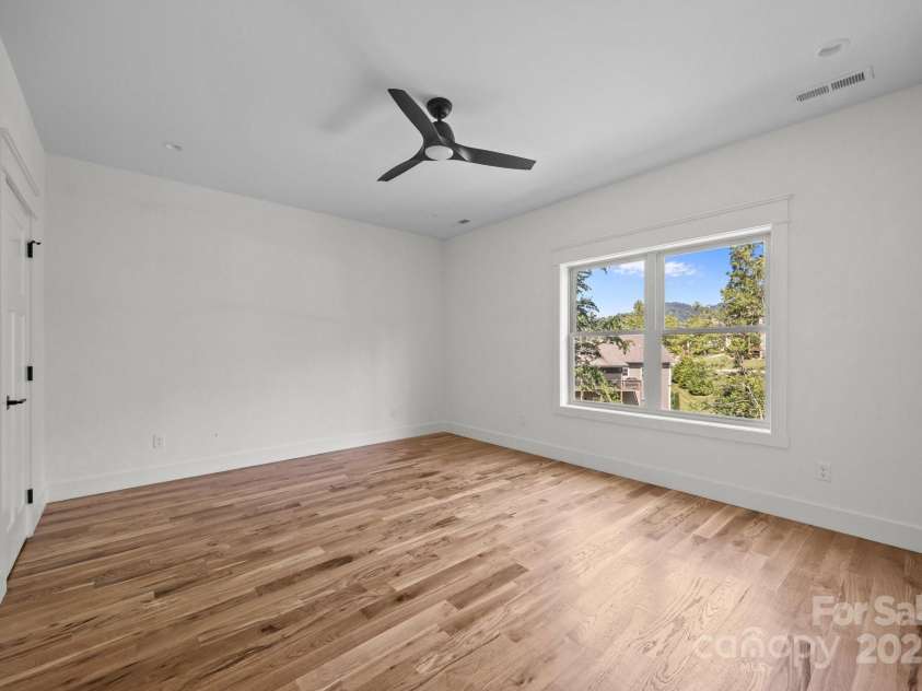 58 Pinedale Road, Asheville, NC 28805.  MLS# CAR4320485, YatesRealty ID 2126. Bedroom #3
