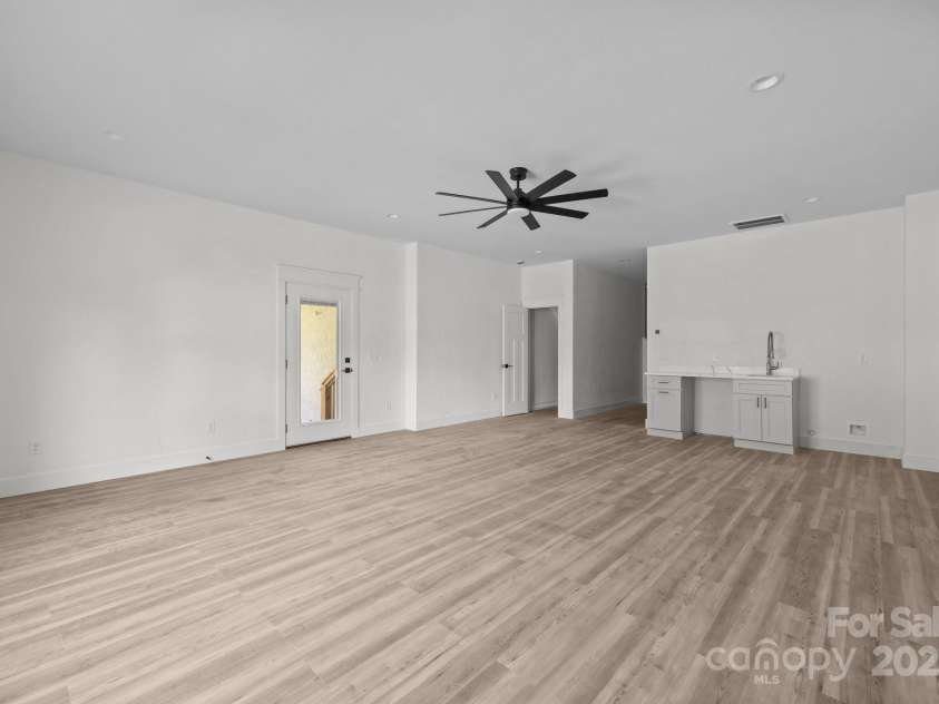 58 Pinedale Road, Asheville, NC 28805.  MLS# CAR4320485, YatesRealty ID 2126. Lower level with wet bar