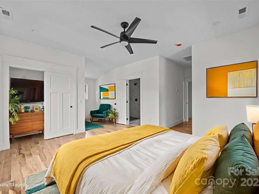 58 Pinedale Road, Asheville, NC 28805.  MLS# CAR4320485, YatesRealty ID 2126. Virtually staged