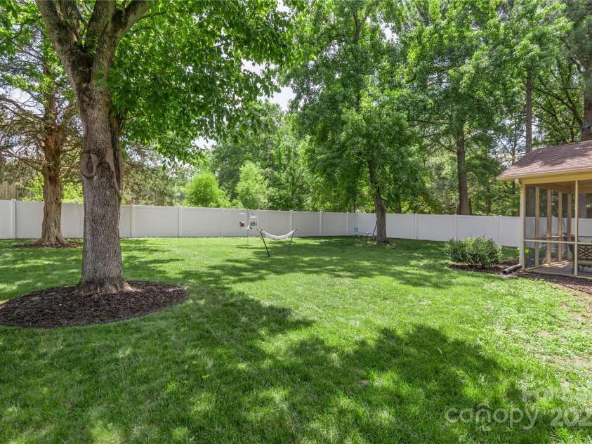 14747 Pomerol Lane, Pineville, NC 28134.  MLS# CAR4273113, YatesRealty ID 21260. 
