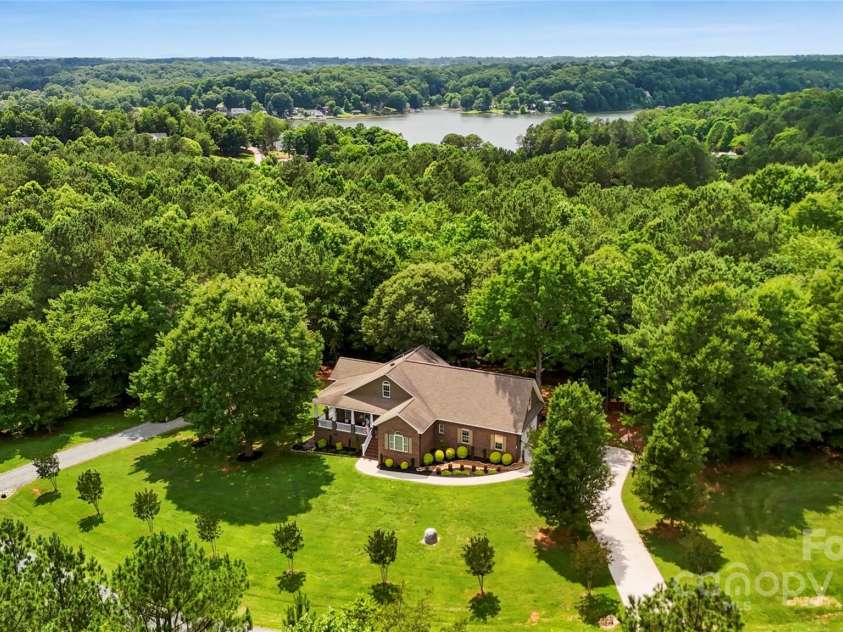 234 Rivercliff Drive, Stony Point, NC 28678.  MLS# CAR4269544, YatesRealty ID 21261. 
