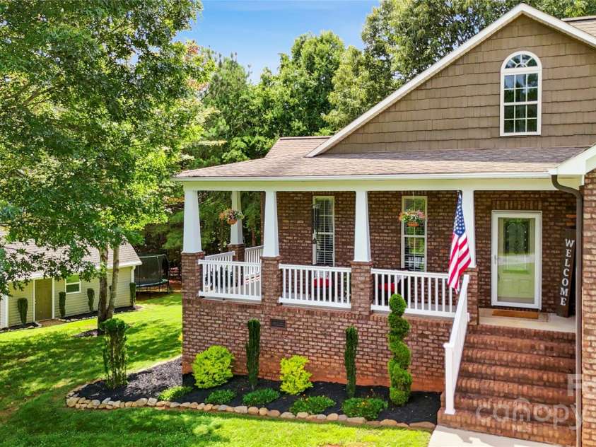 234 Rivercliff Drive, Stony Point, NC 28678.  MLS# CAR4269544, YatesRealty ID 21261. 