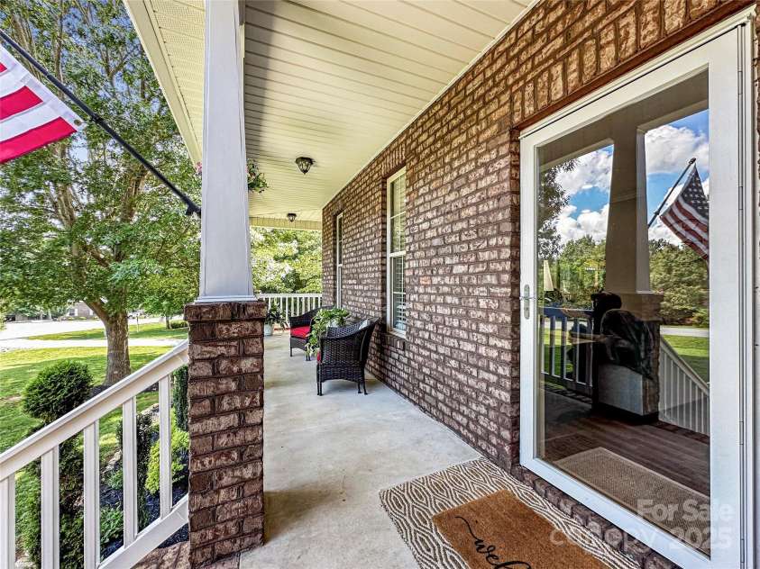 234 Rivercliff Drive, Stony Point, NC 28678.  MLS# CAR4269544, YatesRealty ID 21261. 