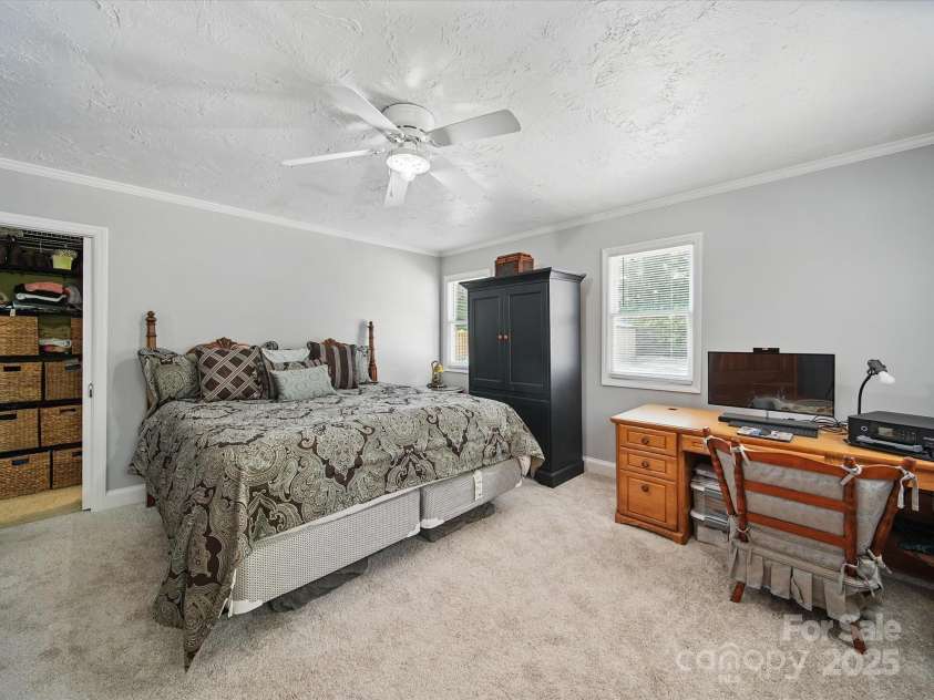 2345 Stallings Road, Matthews, NC 28104.  MLS# CAR4268462, YatesRealty ID 21262. 