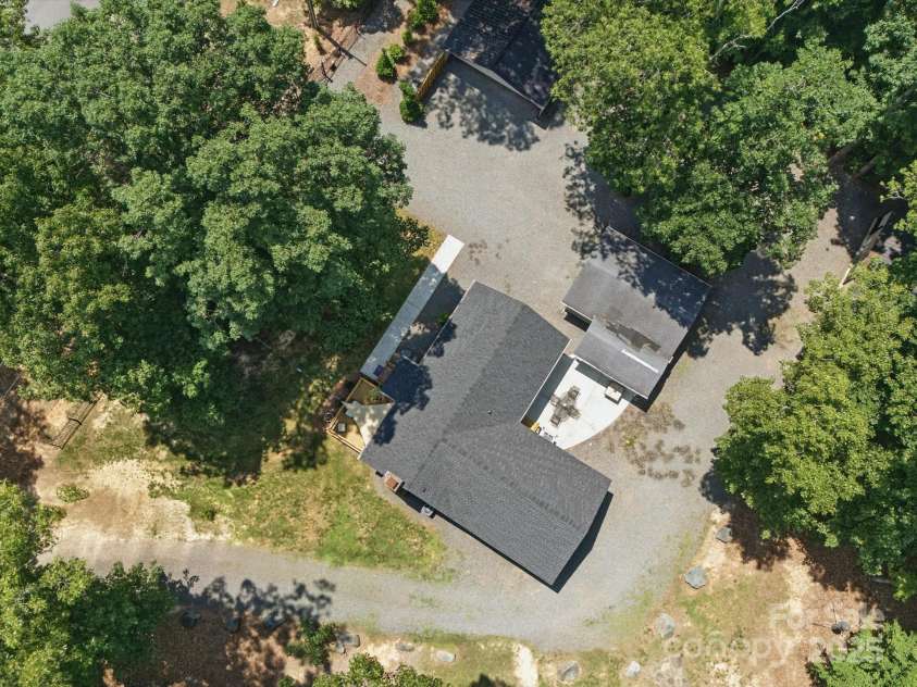 2345 Stallings Road, Matthews, NC 28104.  MLS# CAR4268462, YatesRealty ID 21262. 