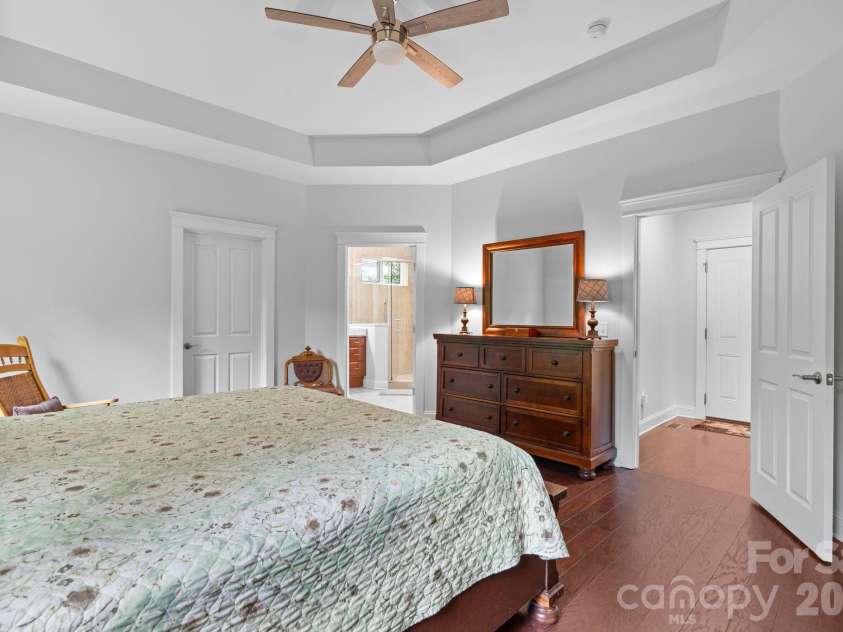316 Fennel Dun Circle, Biltmore Lake, NC 28715.  MLS# CAR4378925, YatesRealty ID 21263. 