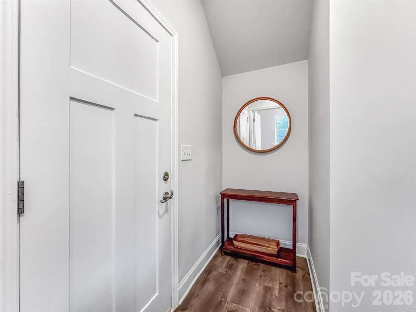 211 Macon Drive, Statesville, NC 28625.  MLS# CAR4350284, YatesRealty ID 21265. 