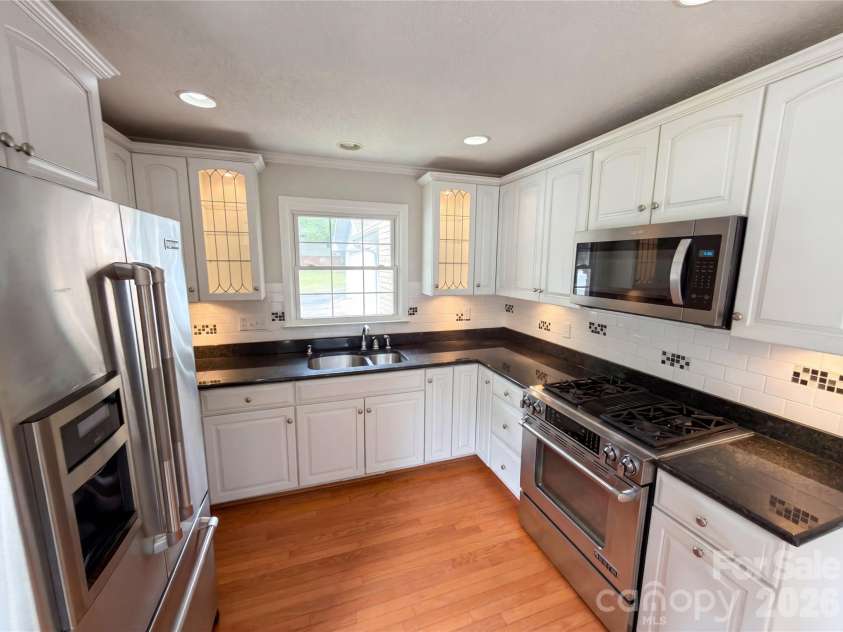 2077 Strafford Drive, Lancaster, SC 29720.  MLS# CAR4380456, YatesRealty ID 21266. 