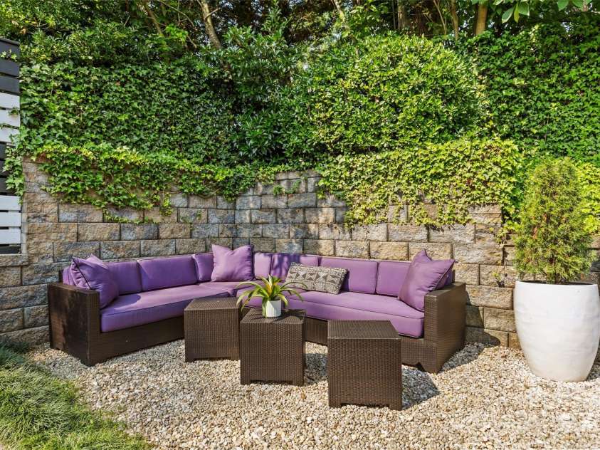 2424 Cumberland Avenue, Charlotte, NC 28203.  MLS# CAR4265366, YatesRealty ID 21267. 