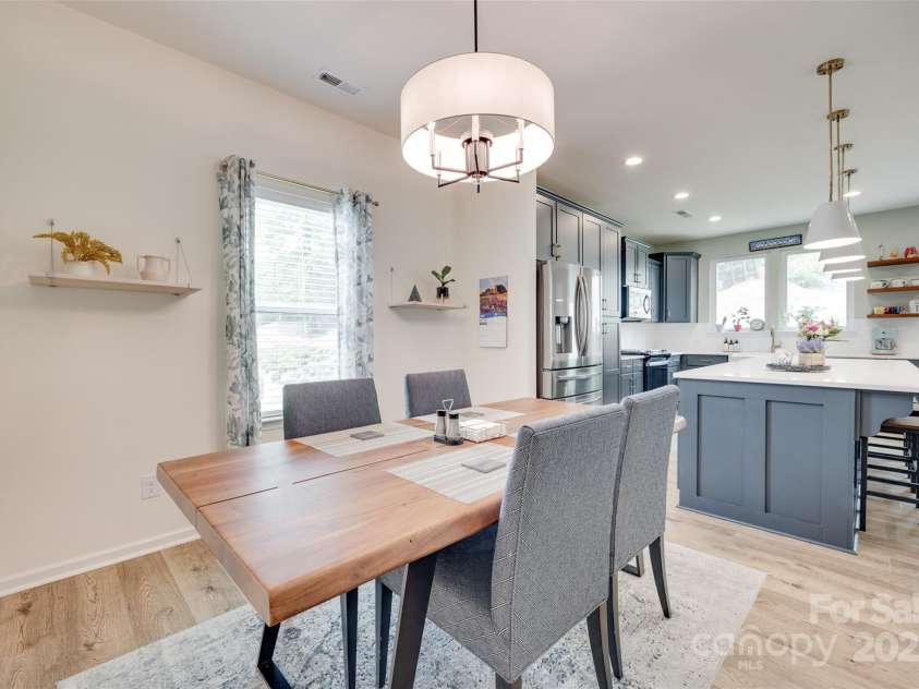 15298 Windward Lane, Lancaster, SC 29720.  MLS# CAR4214358, YatesRealty ID 21268. Dining Area & Kitchen