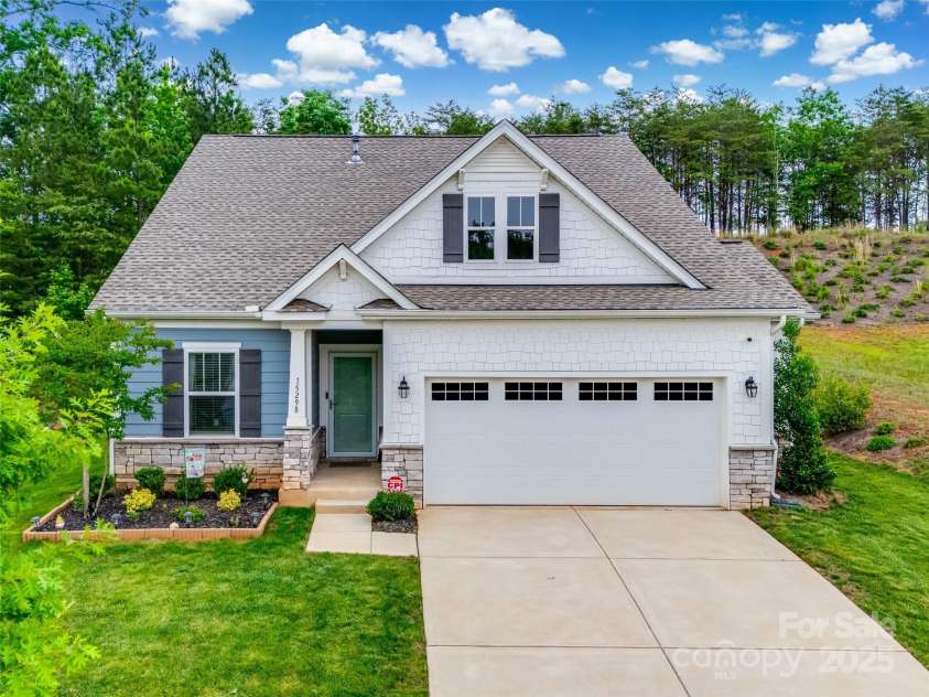 15298 Windward Lane, Lancaster, SC 29720.  MLS# CAR4214358, YatesRealty ID 21268. Front Elevation