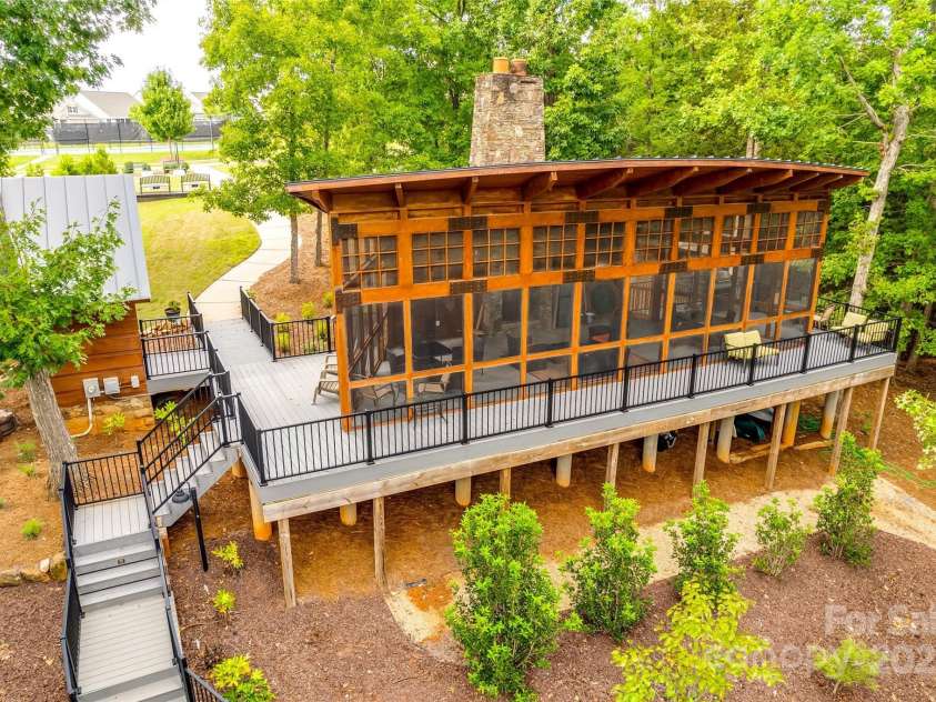 15298 Windward Lane, Lancaster, SC 29720.  MLS# CAR4214358, YatesRealty ID 21268. Lakeside Pavilion